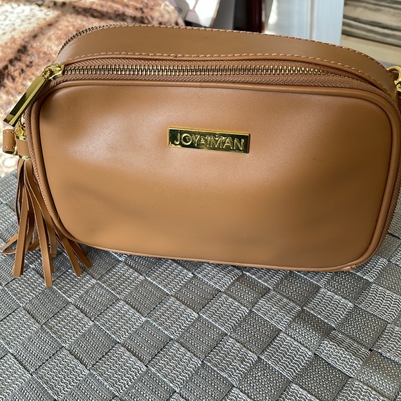 Joy & Iman Leather Crossbody Bag in Tan ! - Picture 3 of 8